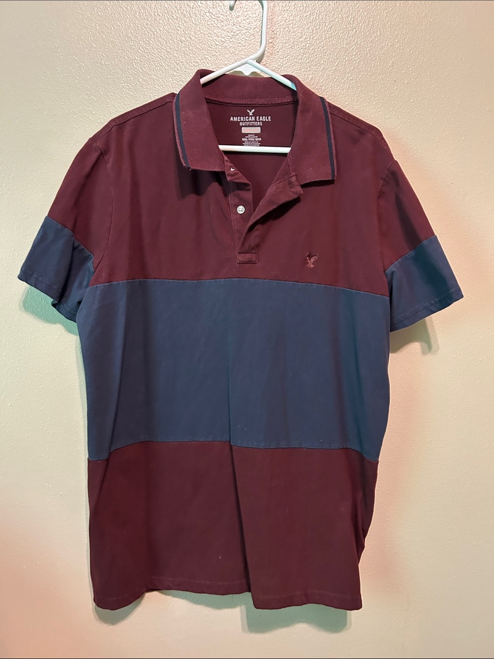 American Eagle Outfitters Men’s Maroon and Navy Block Polo